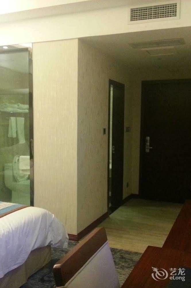 Mingcheng Times Hotel เฉิงตู ภายนอก รูปภาพ